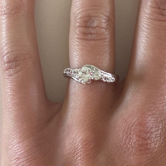 Jewelry - Silver ring with CZ stones